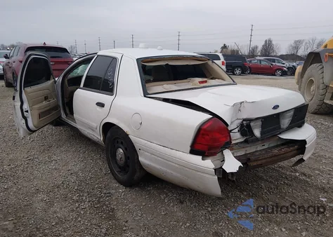 2009 Ford Crown Victoria Police/Police Interceptor z USA, uszkodzony, nr VIN 2FAHP71V89X100840